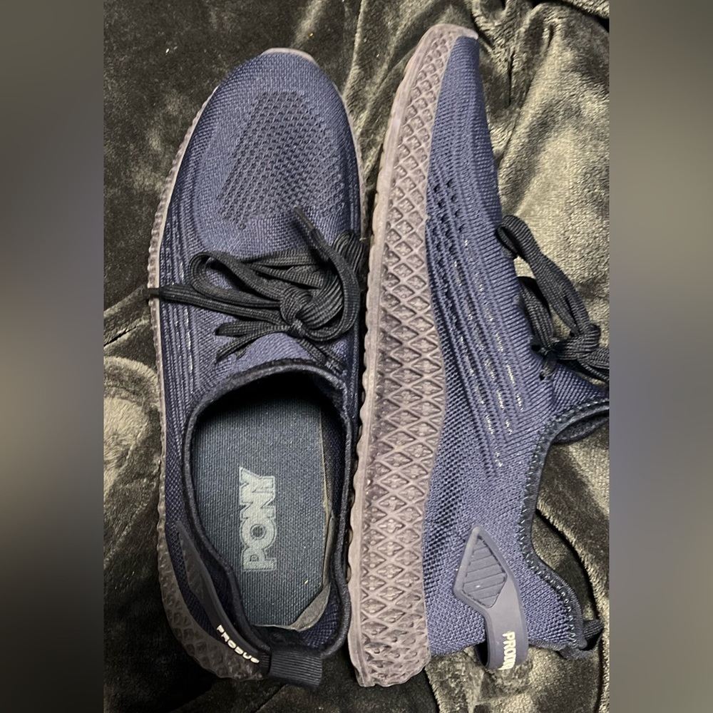 Mens blue sneakers